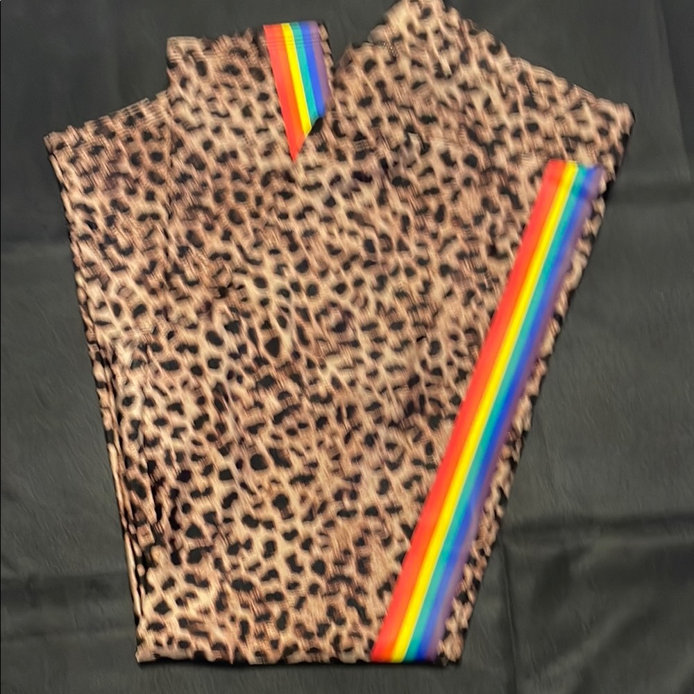 Torrid leopard pride leggings rainbow graphic size 1